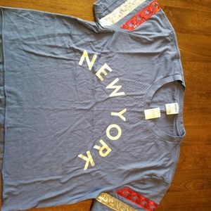 VS PINK NY TEE